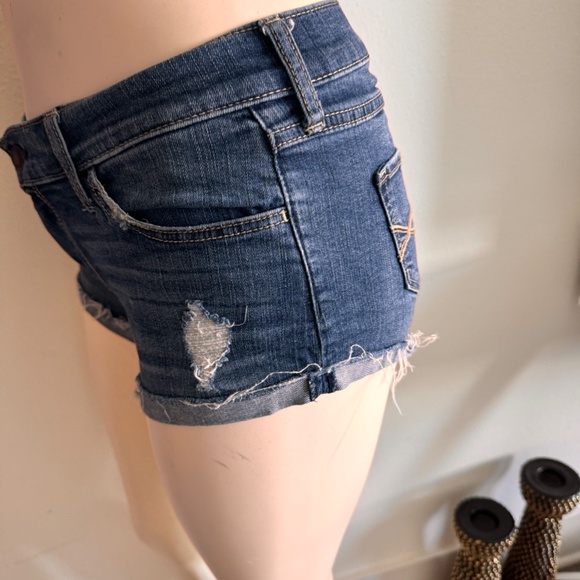 Abercrombie & Fitch Jean shorts - Picture 6 of 8